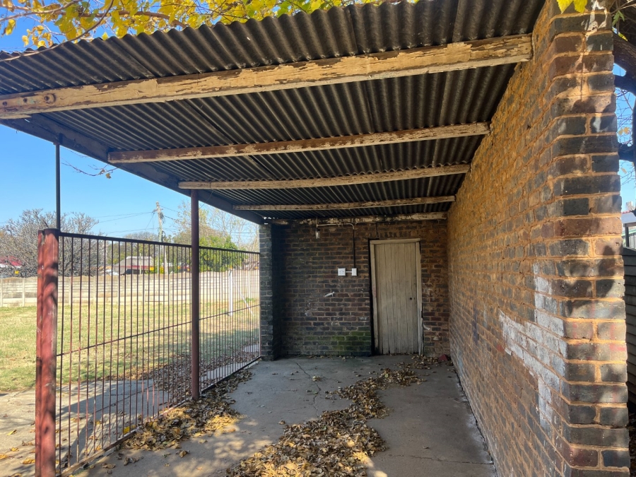 3 Bedroom Property for Sale in Potchefstroom South North West